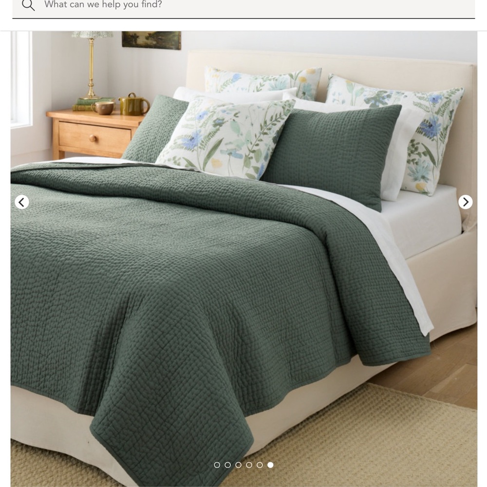 Elegant Green Quilted Bedding Set